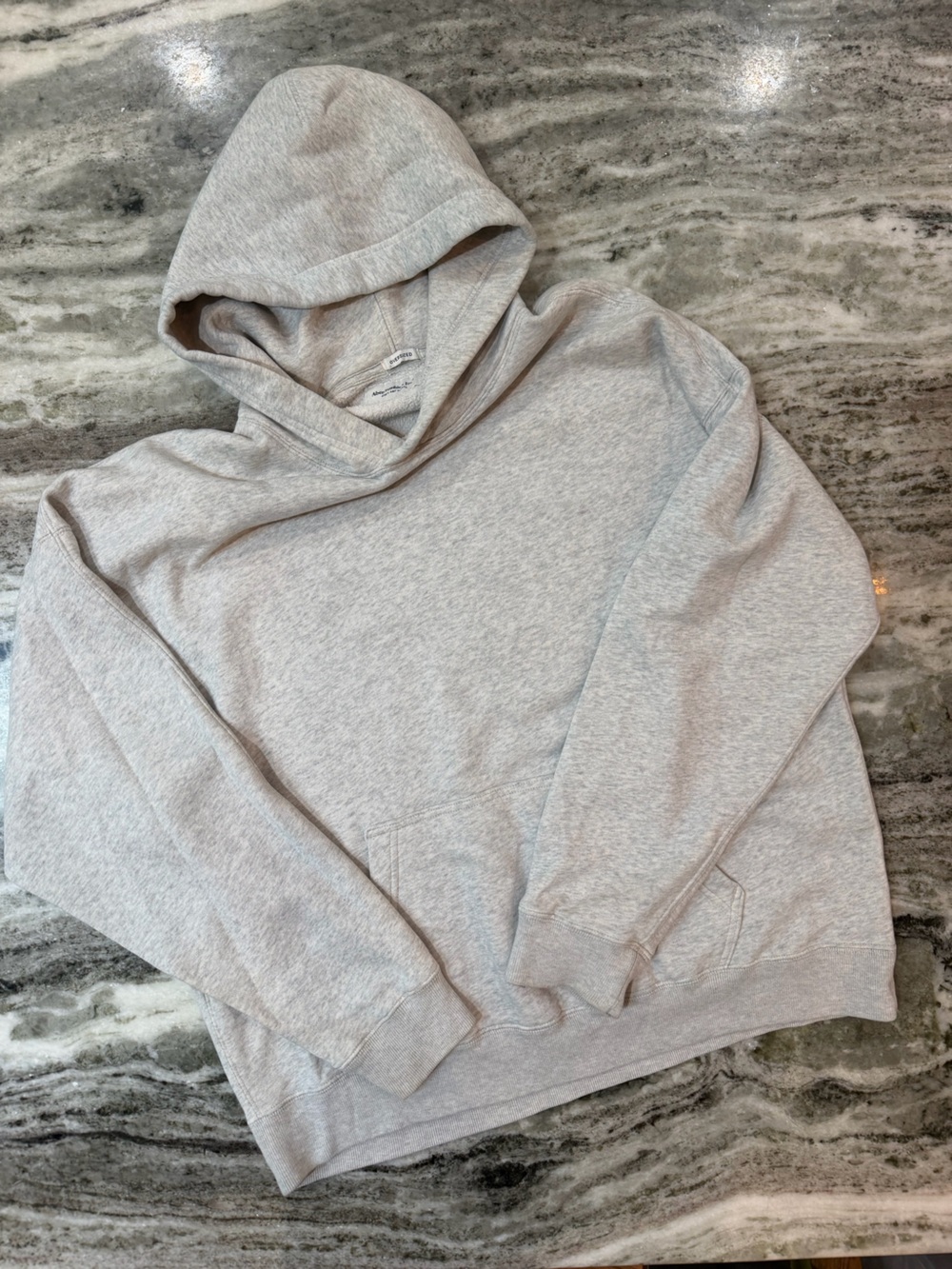 Abercrombie & Fitch Heather Gray “Soft AF Fleece” Pullover Hoodie
Men’s Large